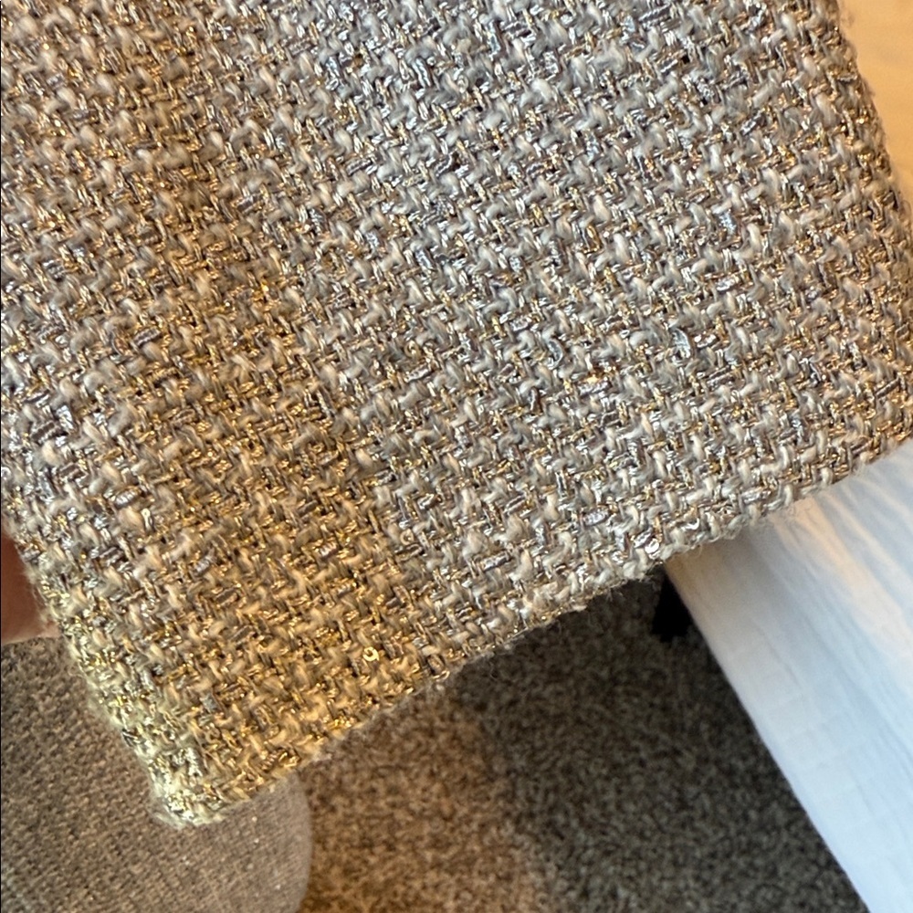 EUC Women’s Tahari Silver & Gold Tweed Skirt Suit Set - 4P - Picture 7 of 9